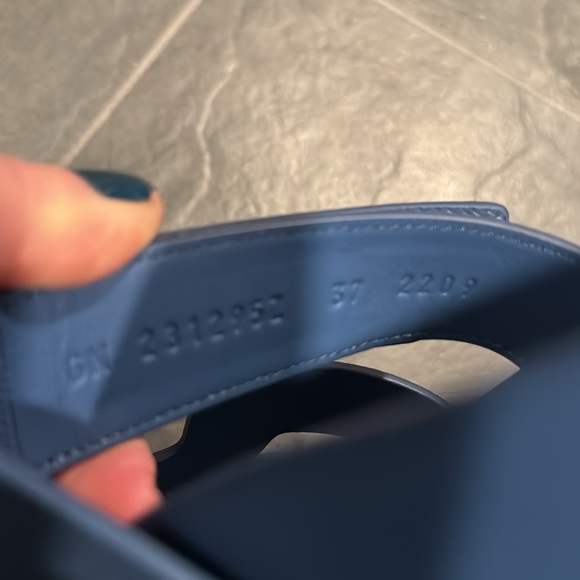 Hermes womens Chypre Sandals EU 37/US 7 Bleu Bleuet BNIB
*PRICE IS FIRM - Picture 6 of 6